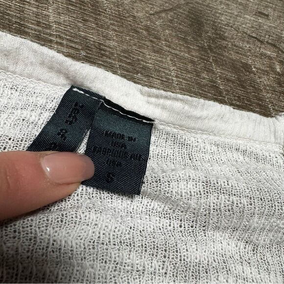 Leaf of Center White Sweater Size Small - Picture 6 of 8